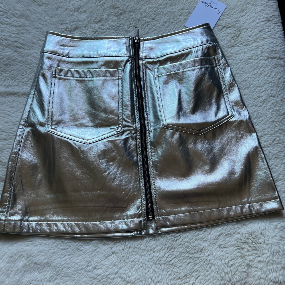 Love Fire silver mini skirt size M